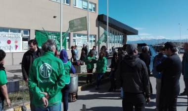 SAMIC: Carta Abierta de trabajadores autoconvocados