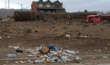 ¿Usted ve un contenedor de residuos? Yo no…