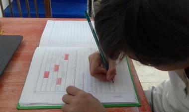 En conmovedora carta abuela pide retorno a las aulas