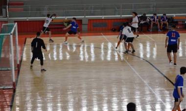 Declarada de interés educativo  pero las escuelas públicas no participarán  de la Liga Escolar de Handball