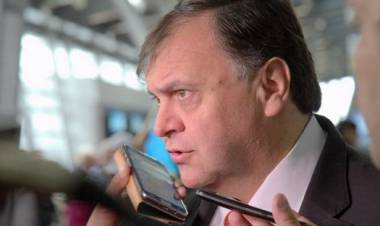 Sin viento a favor y con nueva oposición