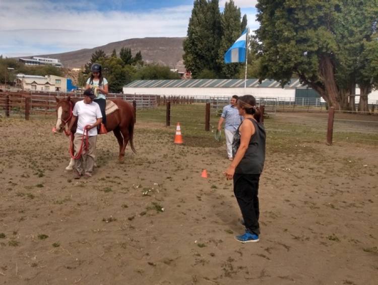 Reconocimiento legislativo al Club de Campo Calafate